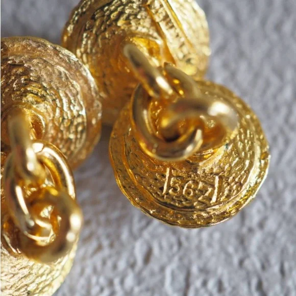 CHANEL vintage unisex cufflinks faux pearl and gold color - Rank A - Picture 5 of 5